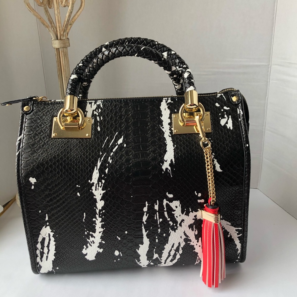 Great Fashion Satchel Bag/Crossbody NWOT